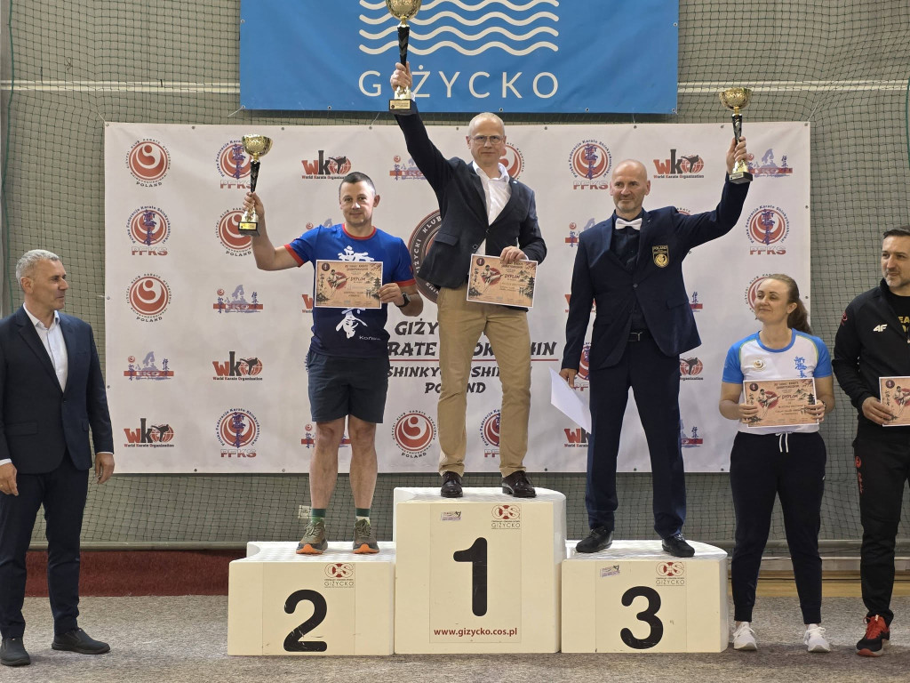 Karatecy z Końskich błyszczeli w Giżycku