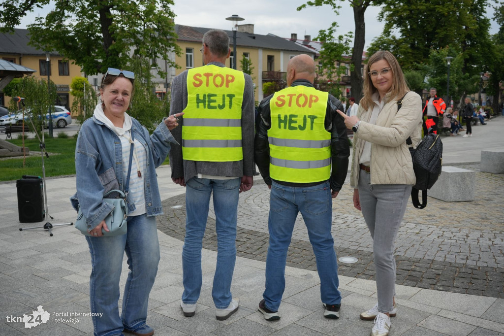 Setki osób przeszły w Marszu Przeciwko Hejtowi