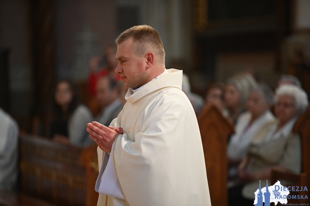 Mieszkaniec Końskich został księdzem. Szymon Maliborski przyjął święcenia