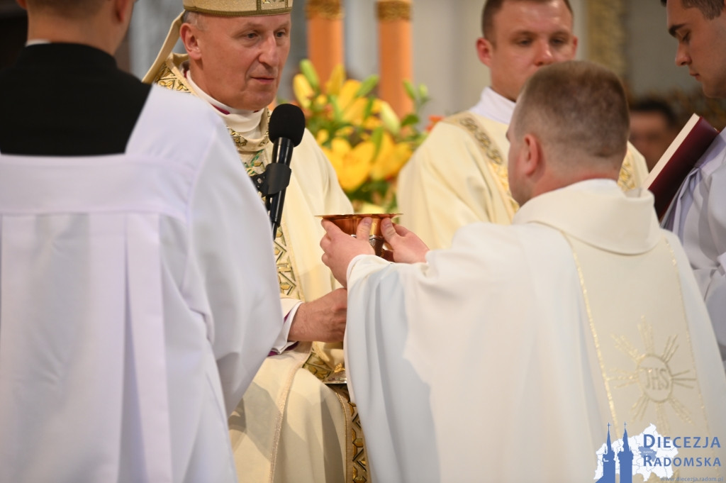Mieszkaniec Końskich został księdzem. Szymon Maliborski przyjął święcenia