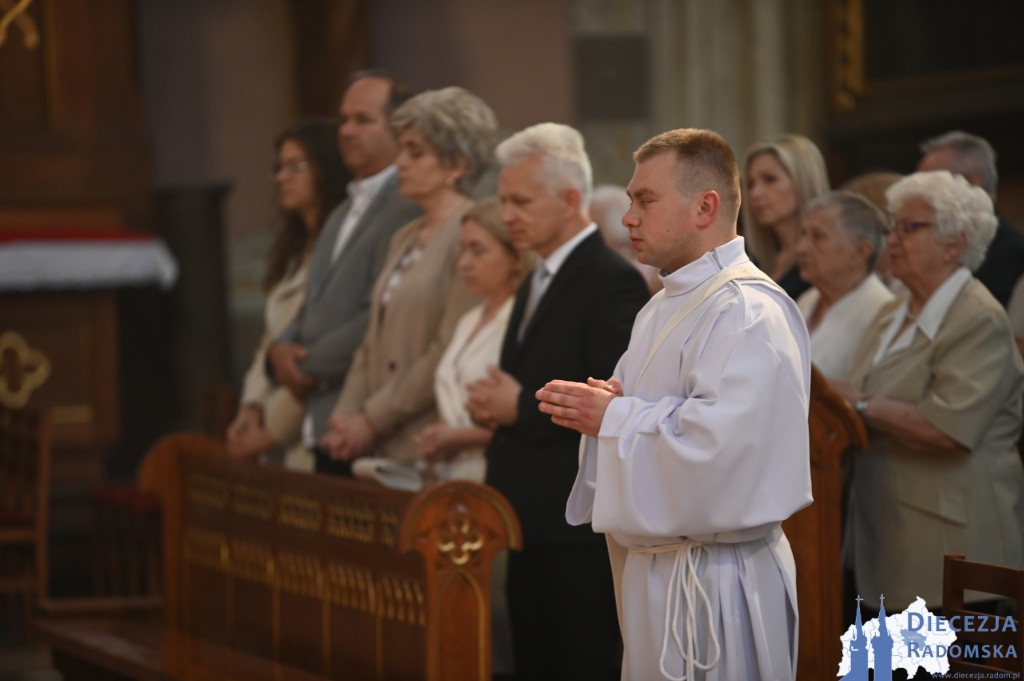 Mieszkaniec Końskich został księdzem. Szymon Maliborski przyjął święcenia