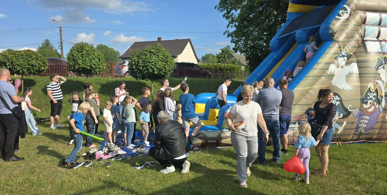 Piknik z okazji Dnia Dziecka w Czermnie