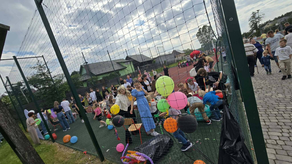 Piknik z okazji Dnia Dziecka w Czermnie