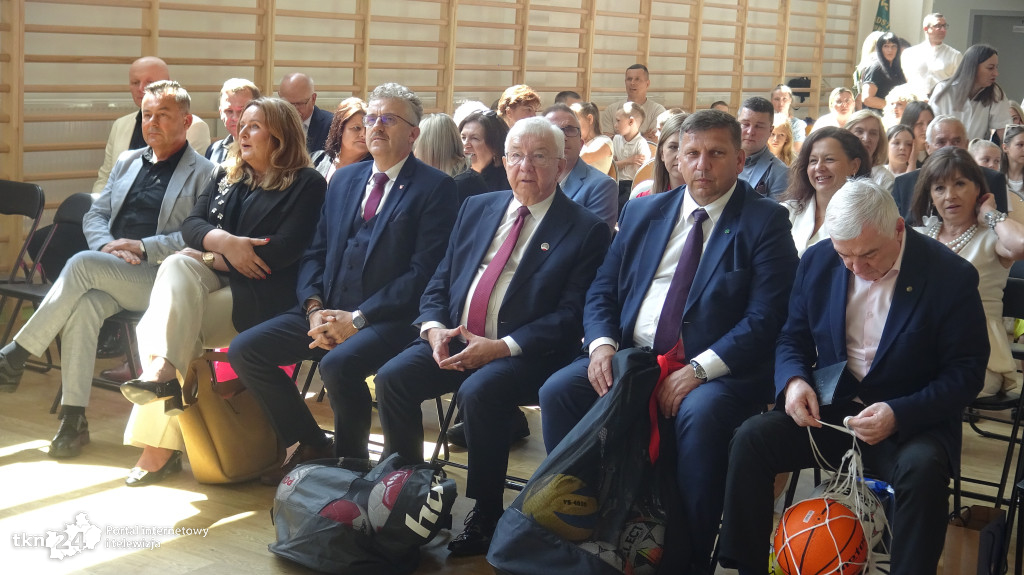 Otwarcie hali sportowej w Kłucku