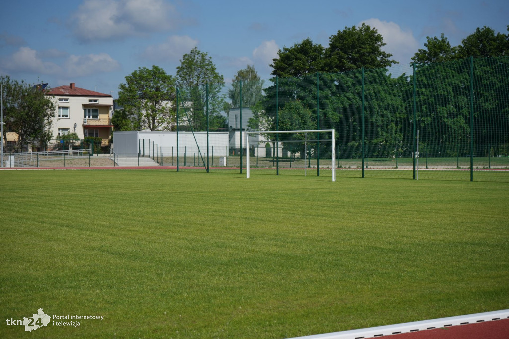 Stadion lekkoatletyczny w Końskich  po odbiorach