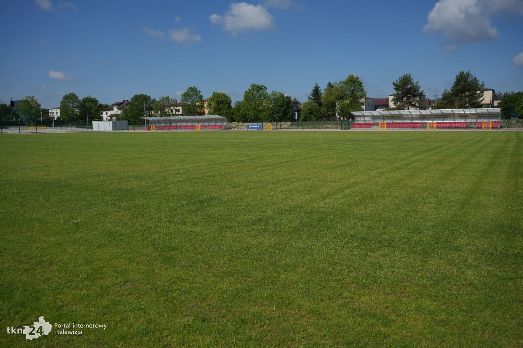 Stadion lekkoatletyczny w Końskich  po odbiorach