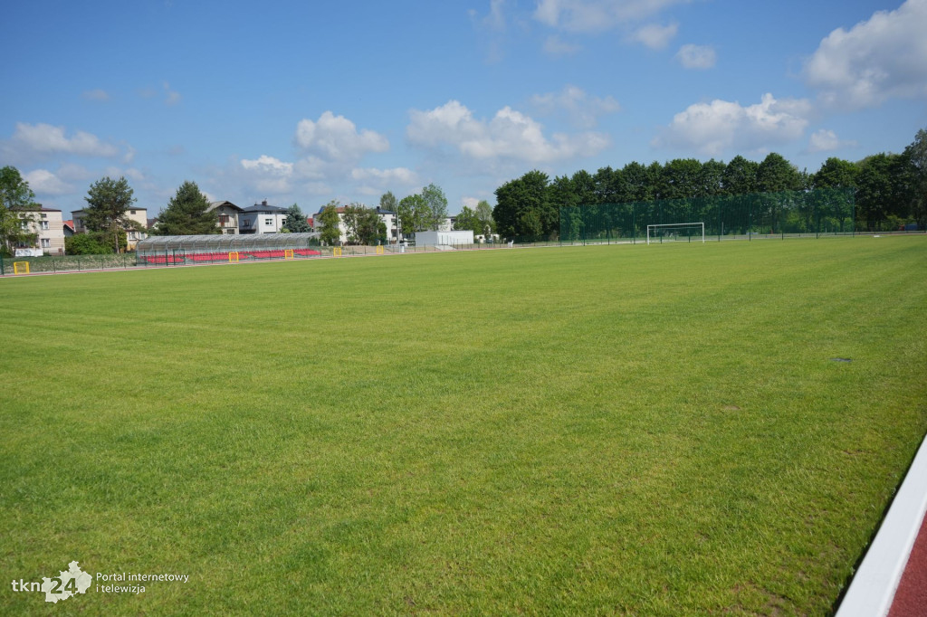 Stadion lekkoatletyczny w Końskich  po odbiorach