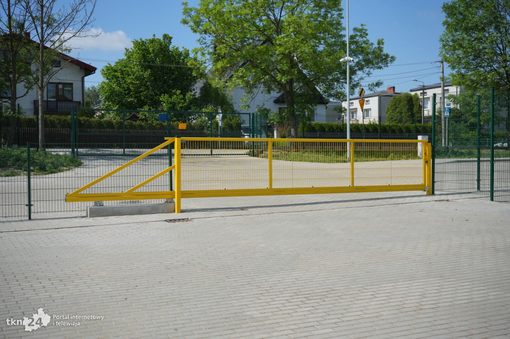 Stadion lekkoatletyczny w Końskich  po odbiorach
