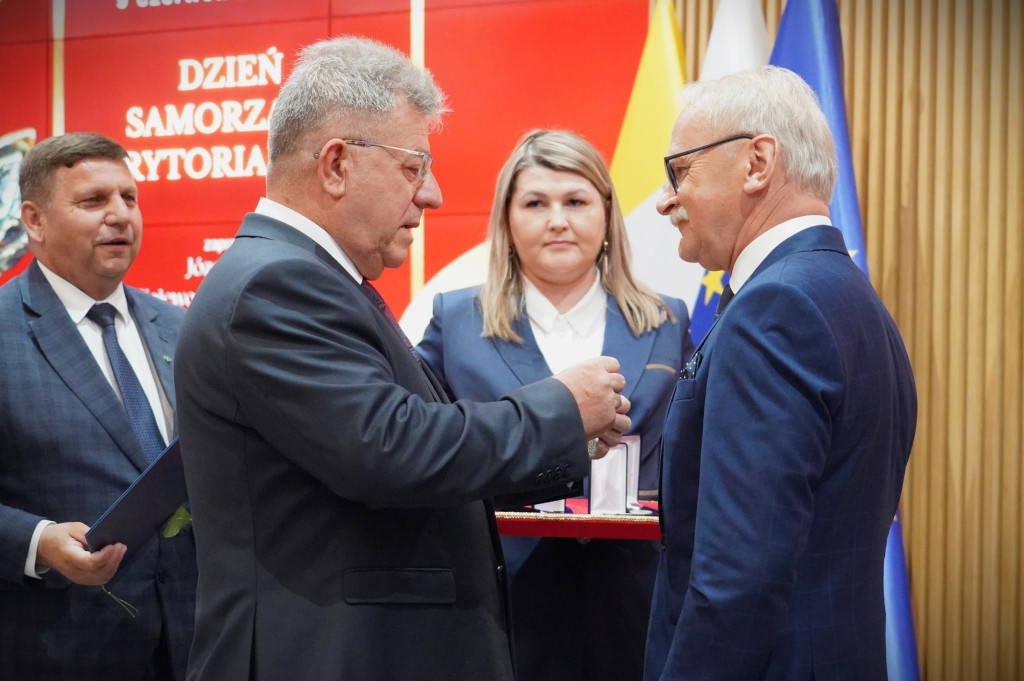Dzień Samorządu Terytorialnego w Urzędzie Wojewódzkim. Wyróżniono wójt Jolantę Orman