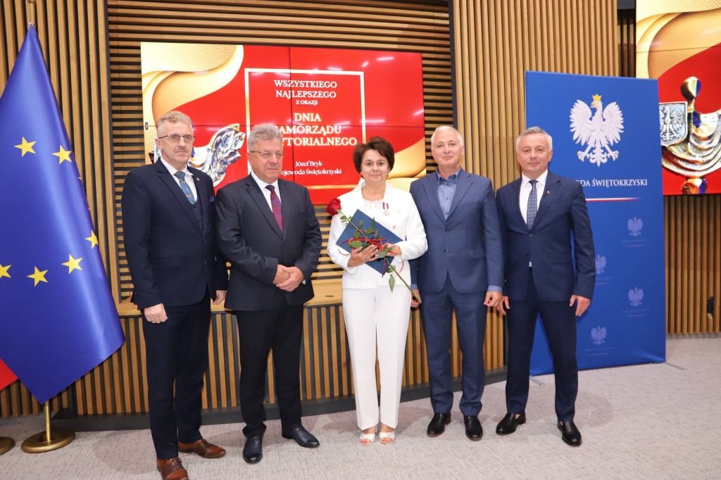 Dzień Samorządu Terytorialnego w Urzędzie Wojewódzkim. Wyróżniono wójt Jolantę Orman