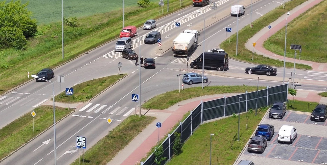 Kolizja na Staszica w Końskich. Droga była zablokowana