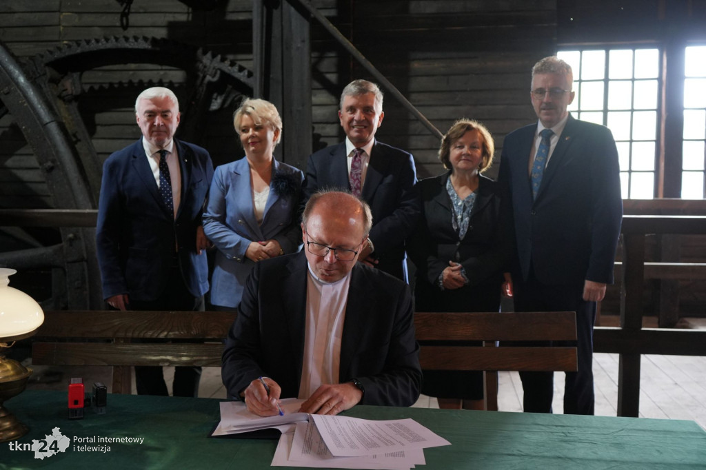 Pieniądze na zabytki przekazano w Maleńcu