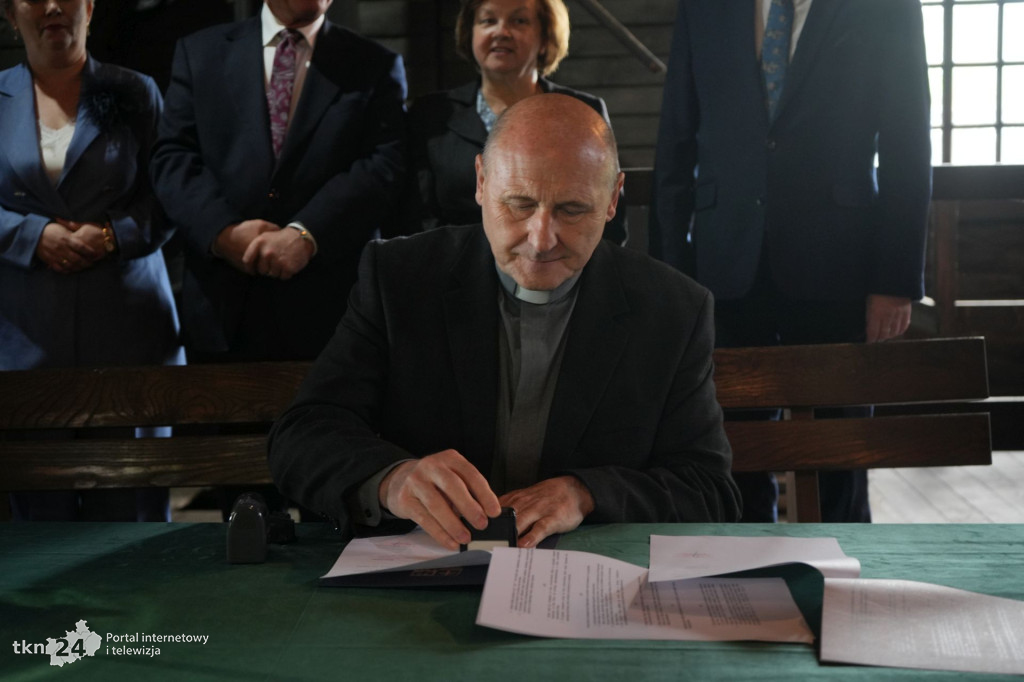 Pieniądze na zabytki przekazano w Maleńcu