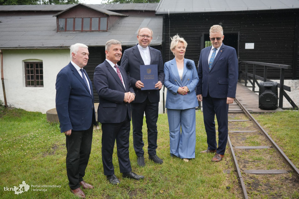 Pieniądze na zabytki przekazano w Maleńcu