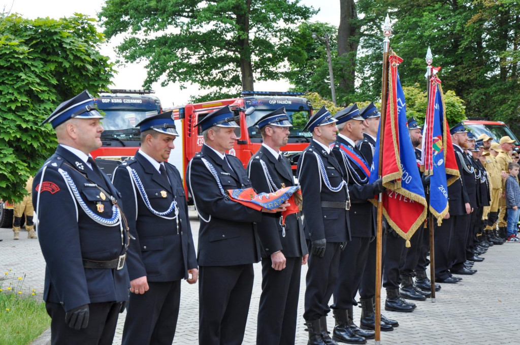 Gminne Obchody Dnia Strażaka w Fałkowie