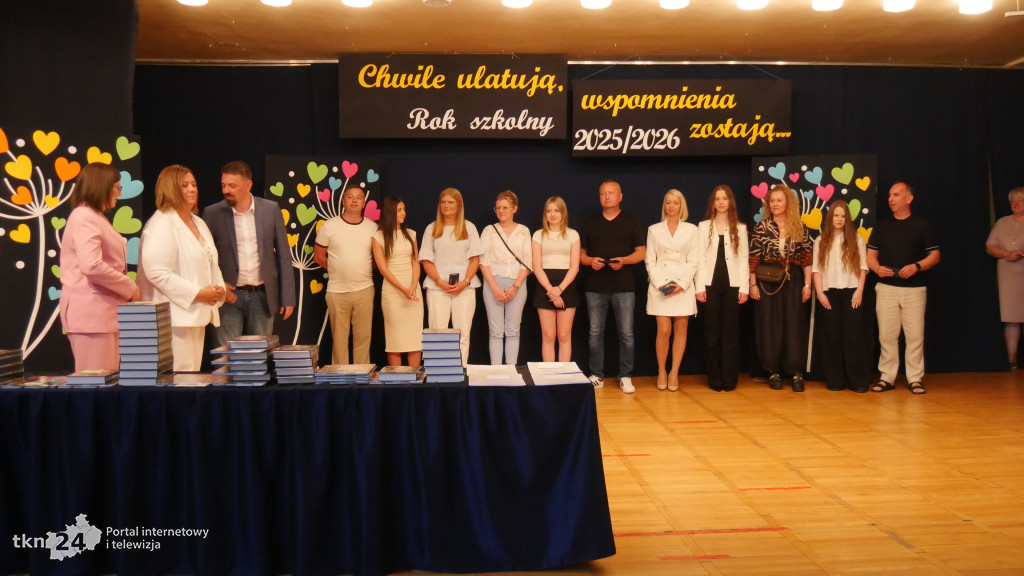 Pożegnanie 8 klas w SP nr 1 w Końskich 2026