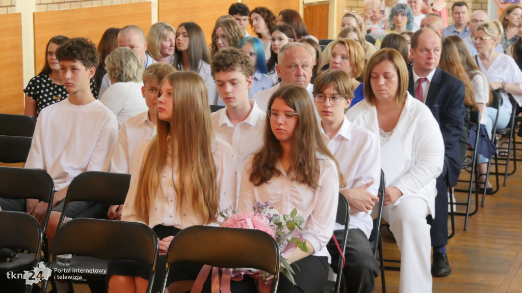 Pożegnanie 8 klas w SP nr 1 w Końskich 2026