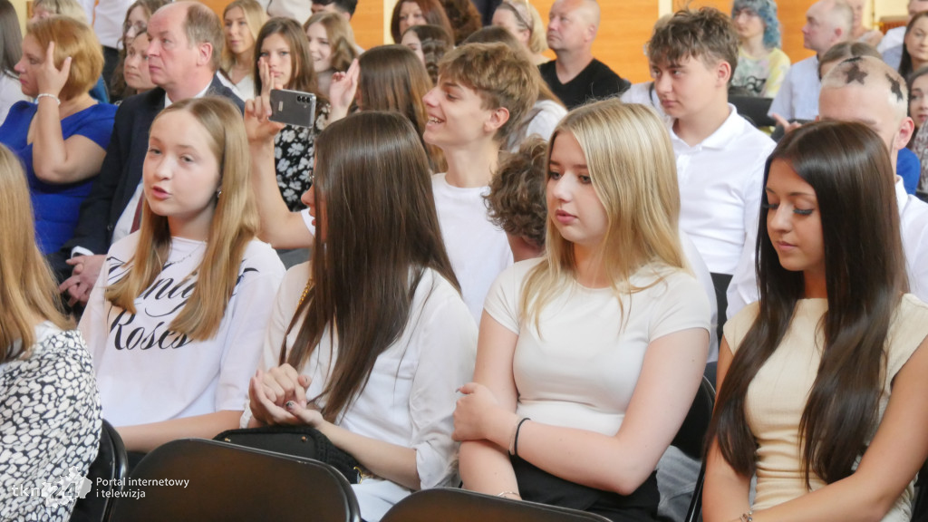 Pożegnanie 8 klas w SP nr 1 w Końskich 2026