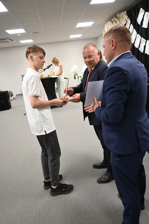 Gmina Radoszyce nagrodziła najlepszych uczniów