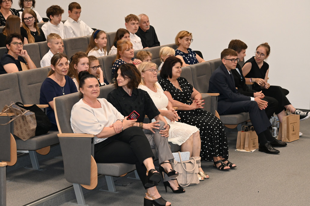 Gmina Radoszyce nagrodziła najlepszych uczniów