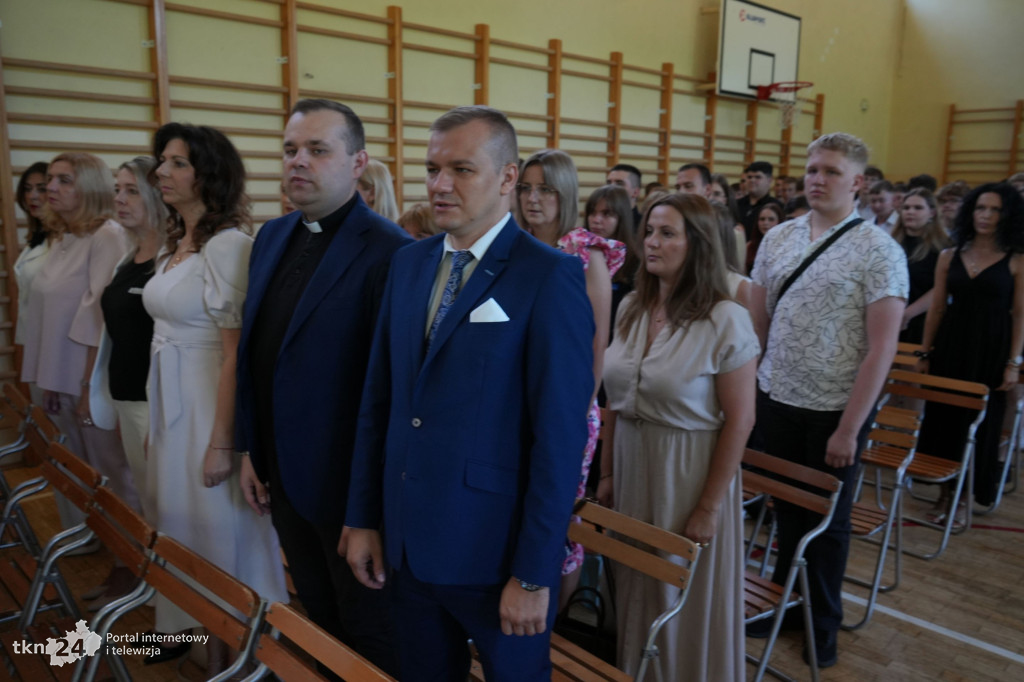 Zakończenie roku szkolnego w Stąporkowie i Europassy