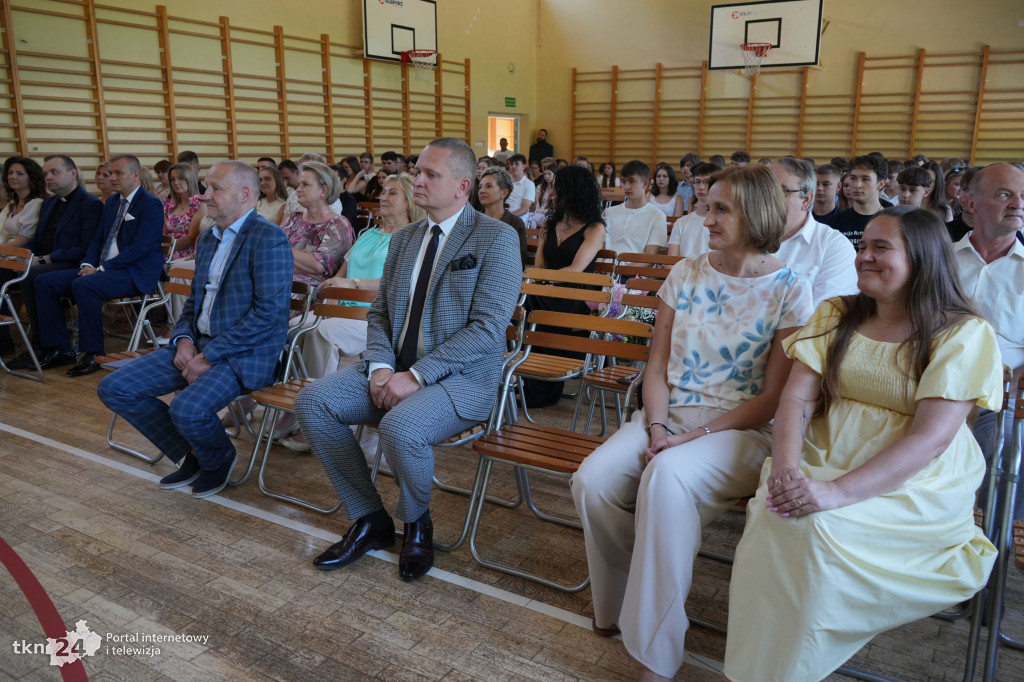 Zakończenie roku szkolnego w Stąporkowie i Europassy