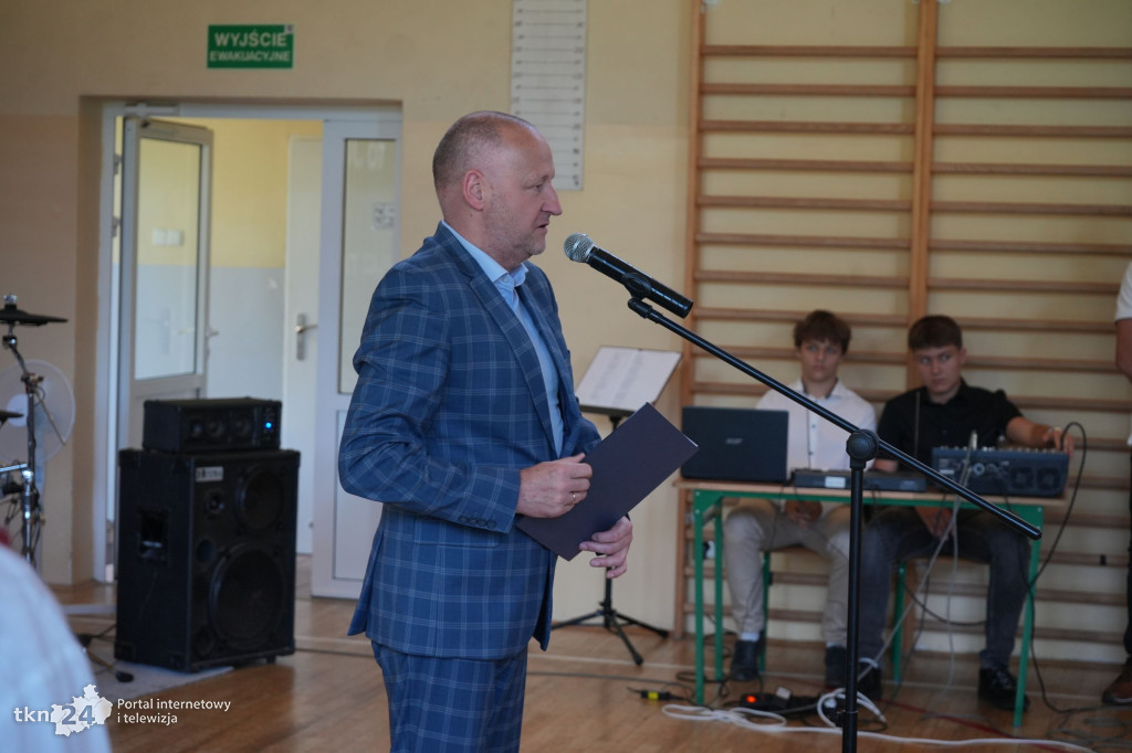 Zakończenie roku szkolnego w Stąporkowie i Europassy