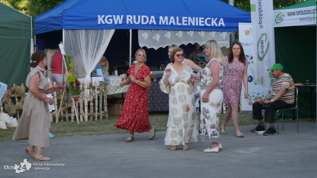 Festyn Rodzinny w Rudzie Malenieckiej z grupą TOPLES