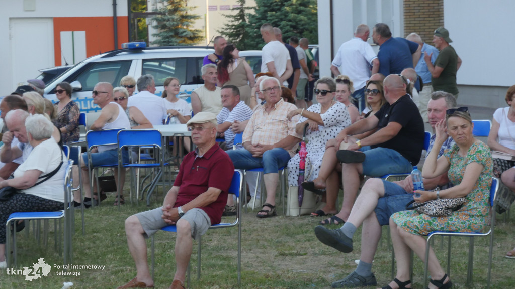 Festyn Rodzinny w Rudzie Malenieckiej z grupą TOPLES