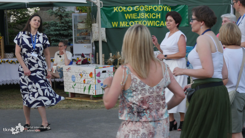 Festyn Rodzinny w Rudzie Malenieckiej z grupą TOPLES
