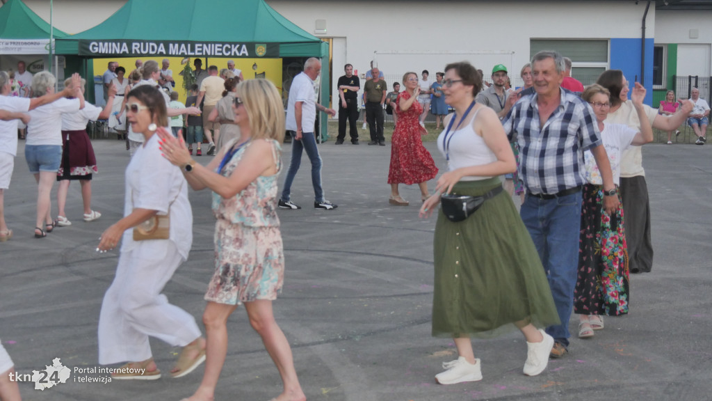 Festyn Rodzinny w Rudzie Malenieckiej z grupą TOPLES