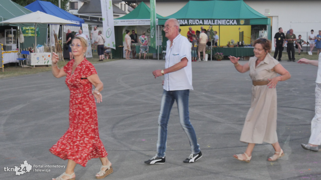 Festyn Rodzinny w Rudzie Malenieckiej z grupą TOPLES
