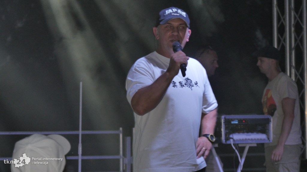 Festyn Rodzinny w Rudzie Malenieckiej z grupą TOPLES