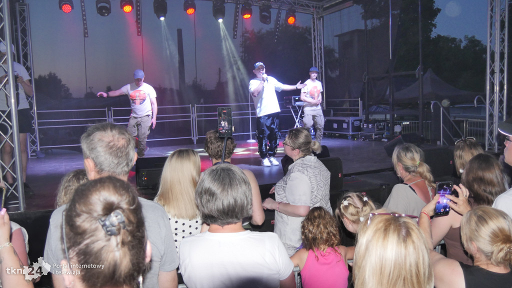 Festyn Rodzinny w Rudzie Malenieckiej z grupą TOPLES
