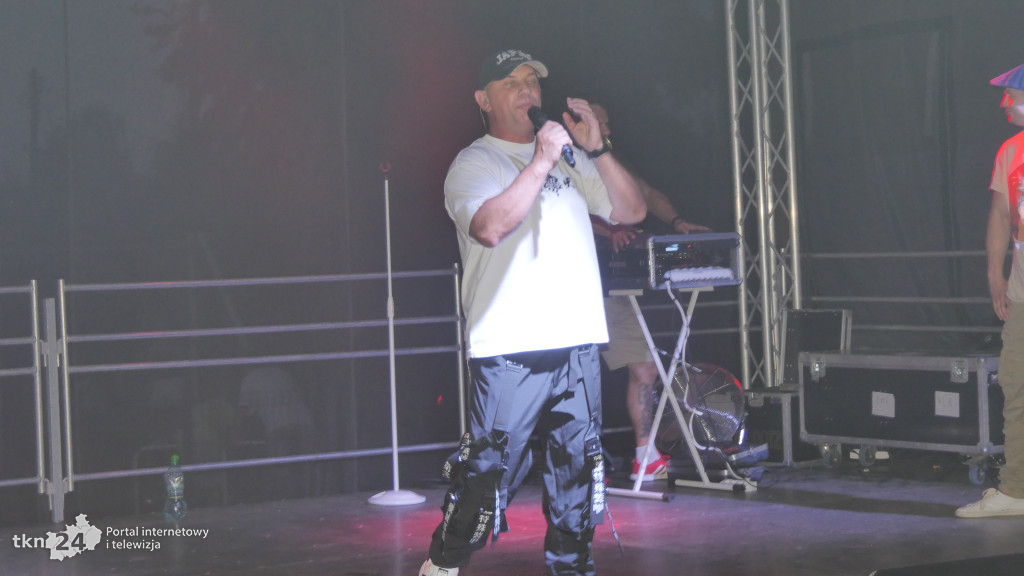 Festyn Rodzinny w Rudzie Malenieckiej z grupą TOPLES