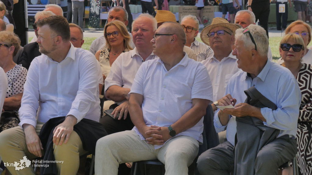Upalny i tłumny Dzień otwarty w Świętokrzyskim Ośrodku Doradztwa Rolniczego w Modliszewicach
