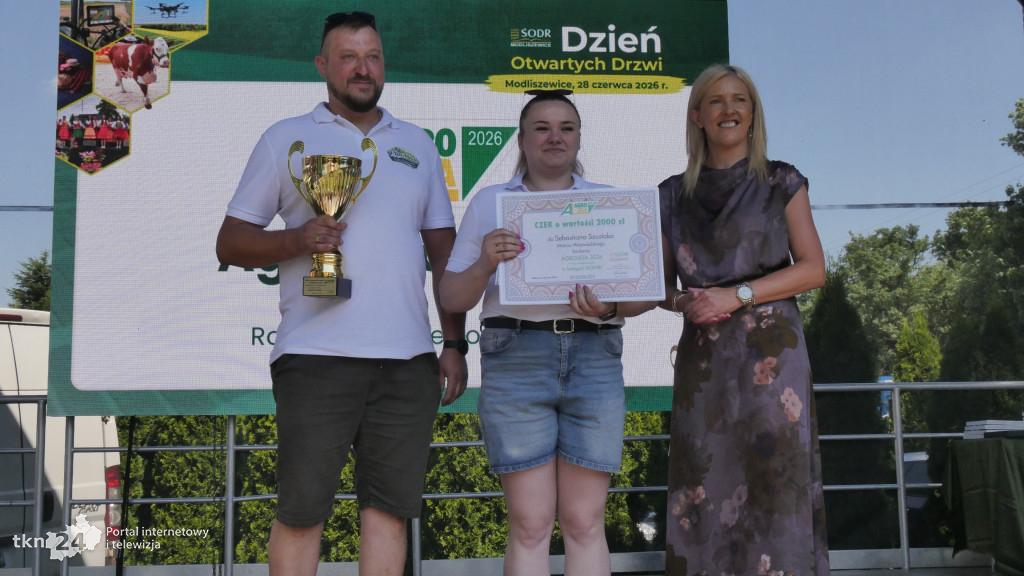 Upalny i tłumny Dzień otwarty w Świętokrzyskim Ośrodku Doradztwa Rolniczego w Modliszewicach