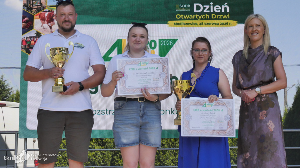 Upalny i tłumny Dzień otwarty w Świętokrzyskim Ośrodku Doradztwa Rolniczego w Modliszewicach