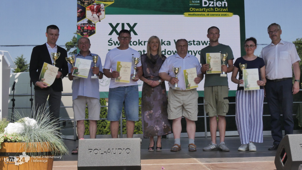 Upalny i tłumny Dzień otwarty w Świętokrzyskim Ośrodku Doradztwa Rolniczego w Modliszewicach