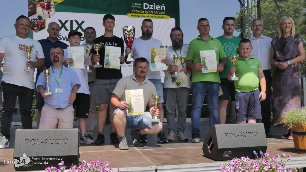 Upalny i tłumny Dzień otwarty w Świętokrzyskim Ośrodku Doradztwa Rolniczego w Modliszewicach