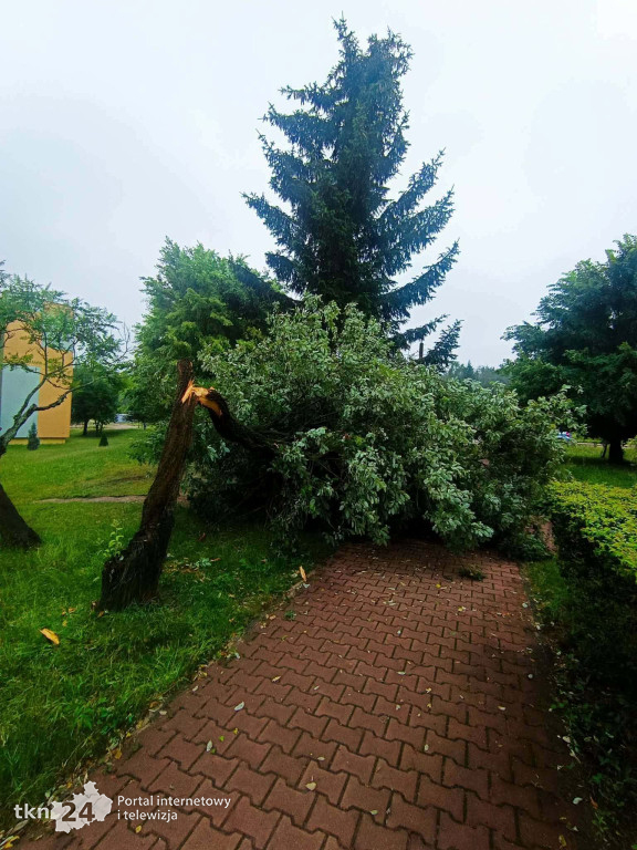 Burzowa noc w powiecie koneckim