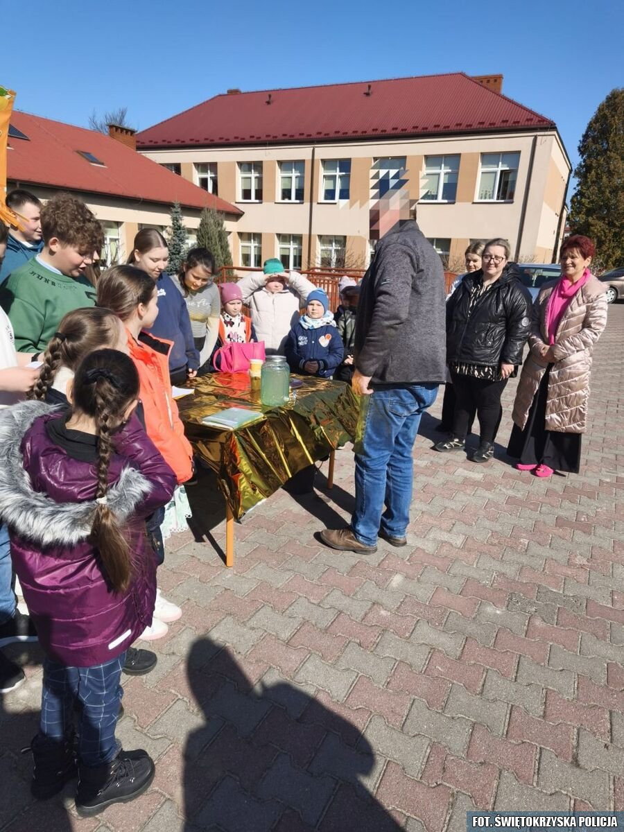 Foto. KPP w Końskich