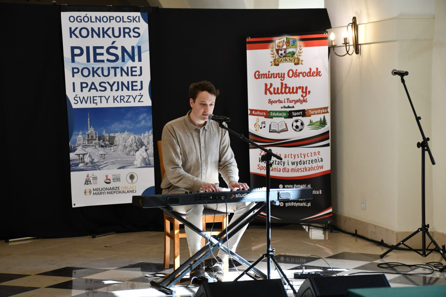 Foto. Gminny Ośrodek Kultury, Sportu i Turystyki w Rudkach