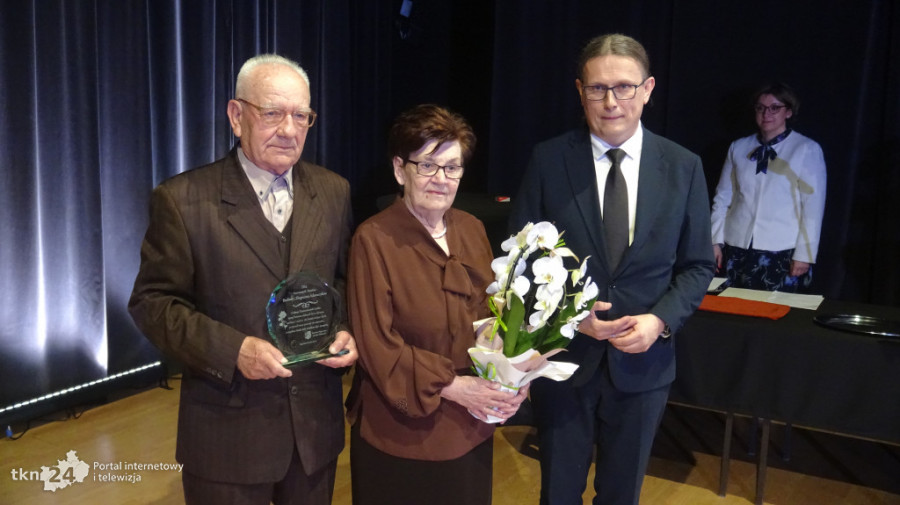 Foto. Państwo Adamczykowie obchodzili diamentowe gody