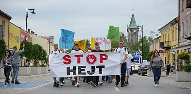 Młodzież i seniorzy wspólnie powiedzieli „STOP” hejtowi w Końskich