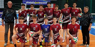 Młode talenty siatkarskie z Niekłania na sportowym święcie młodzieży