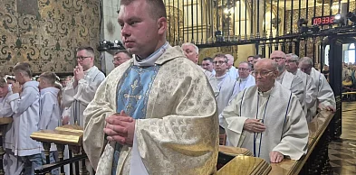 Mieszkaniec Końskich został księdzem. Szymon Maliborski przyjął święcenia