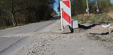 Ważna droga powiatowa w remoncie. Odcinek Radoszyce - Jakimowice
