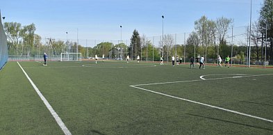 Obiekty sportowe i rekreacyjne w Stąporkowie płatne? Sprawdzamy