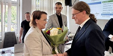 Burmistrz Jarosław Młodawski z wotum zaufania i absolutorium